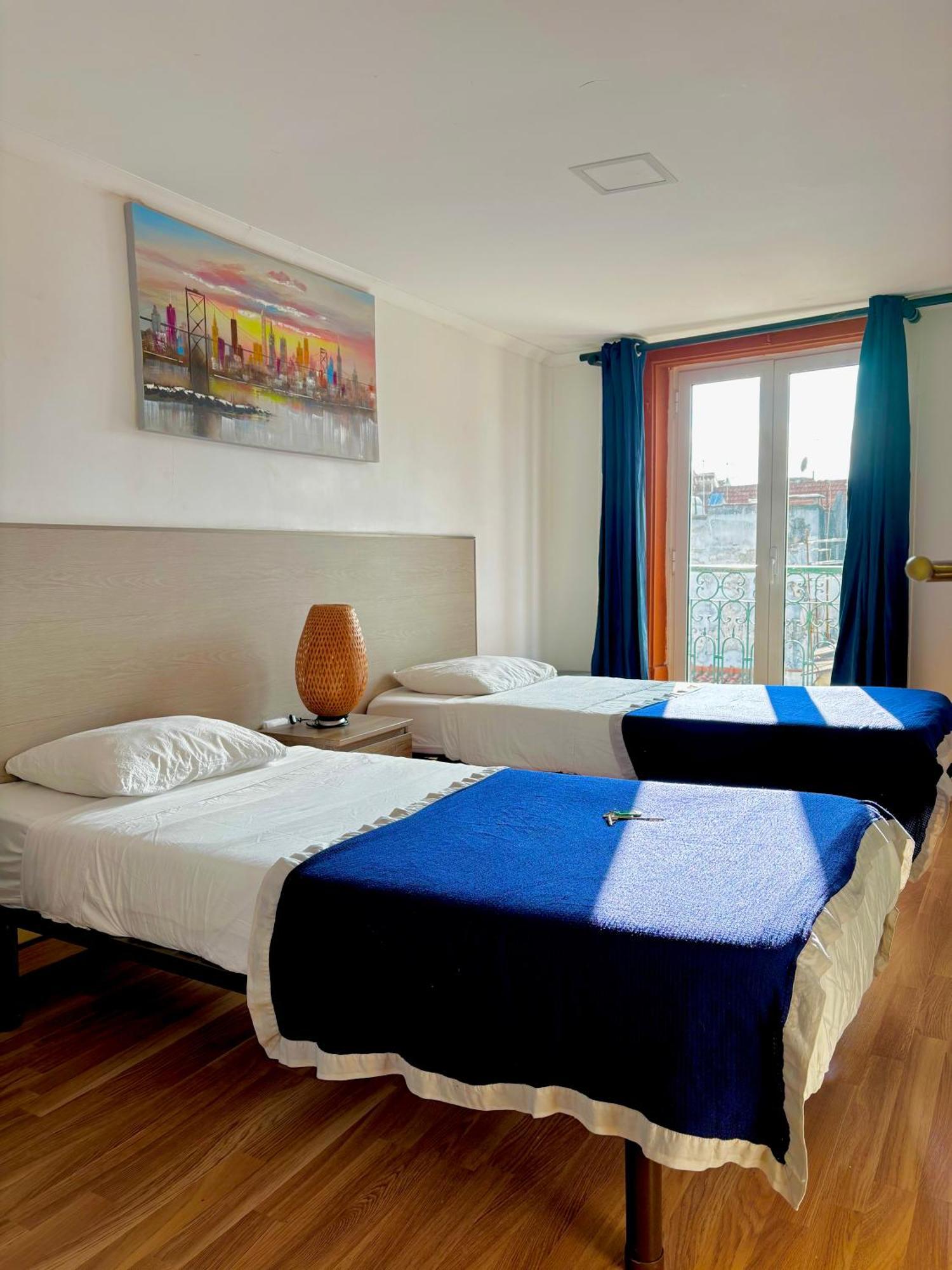 Séjour chez l'habitant Lisbon Accommodation