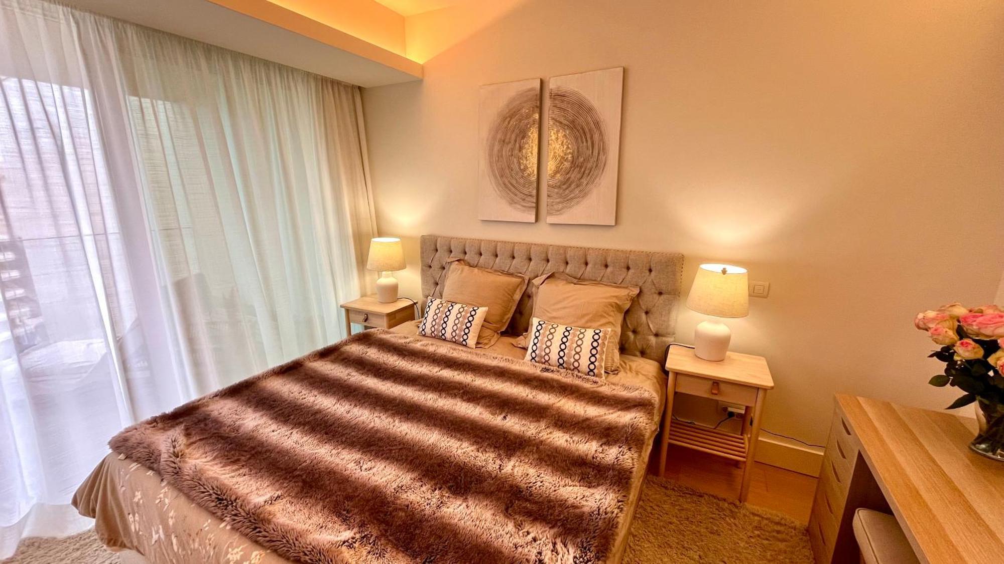 Luxurious 2 Bedrooms With Amenities In Center Appartement *