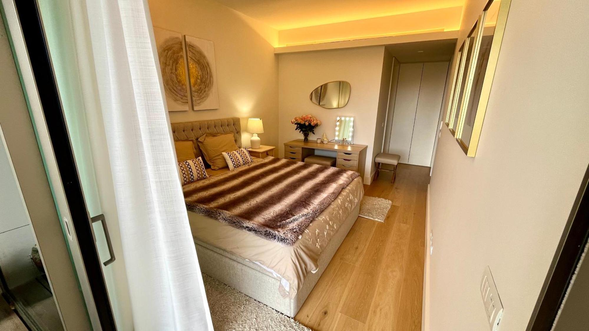 Appartement Luxurious 2 Bedrooms With Amenities In Center *