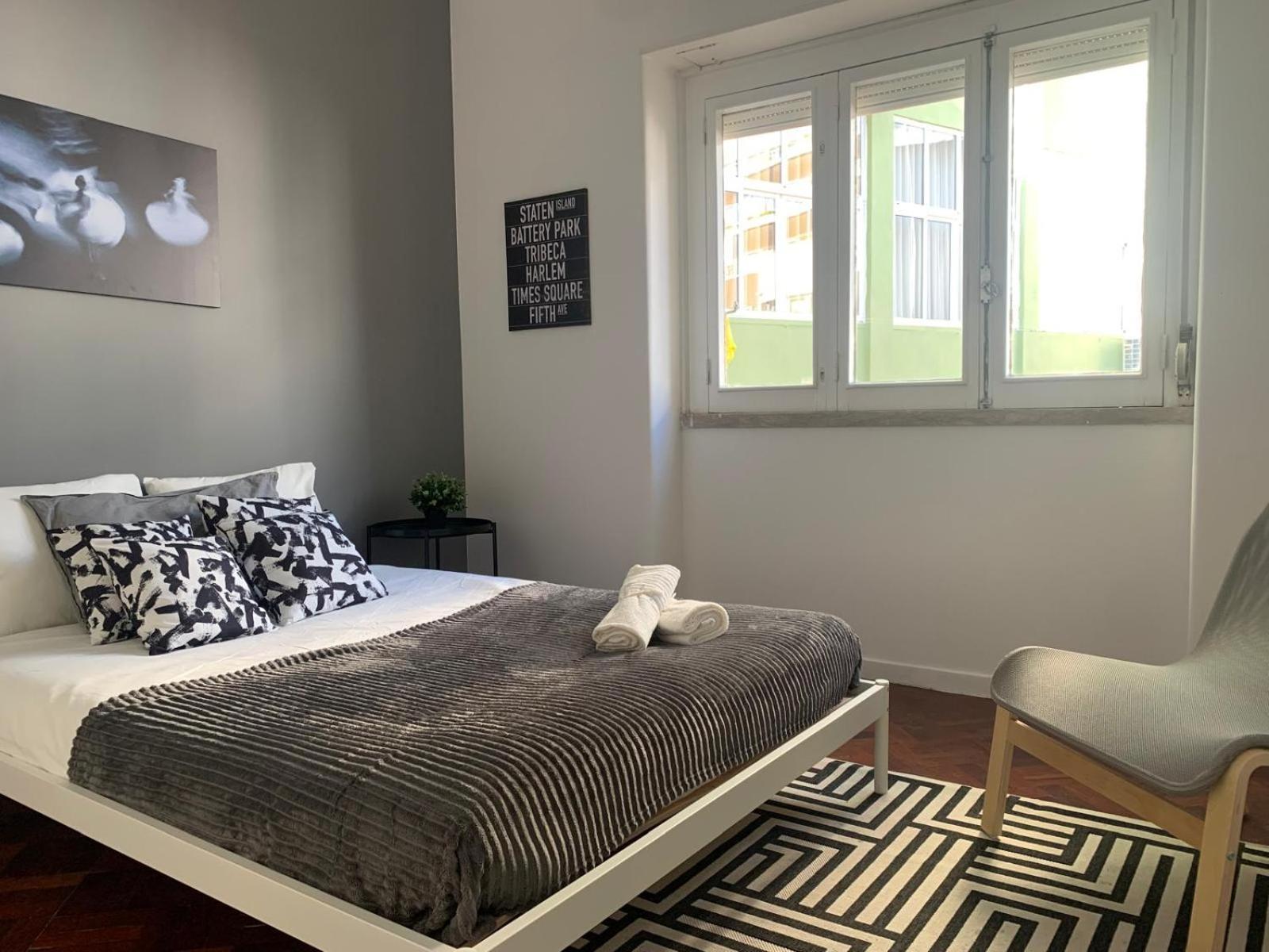 Hostel Rooms, Location For Tourists *