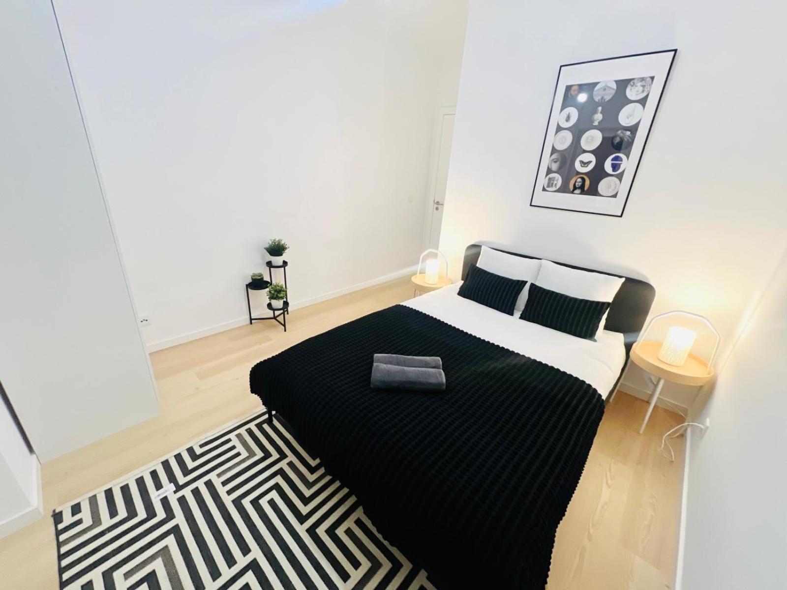 Hostel Rooms, Ideal Location For Tourists