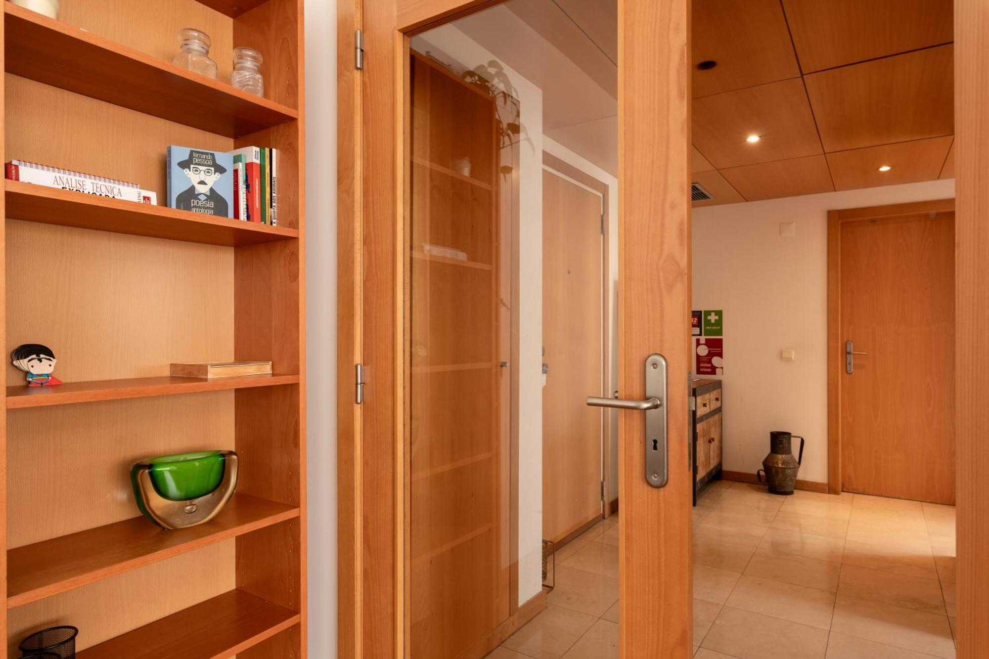 Apartment Modern In Parque Nacoes Lisbon