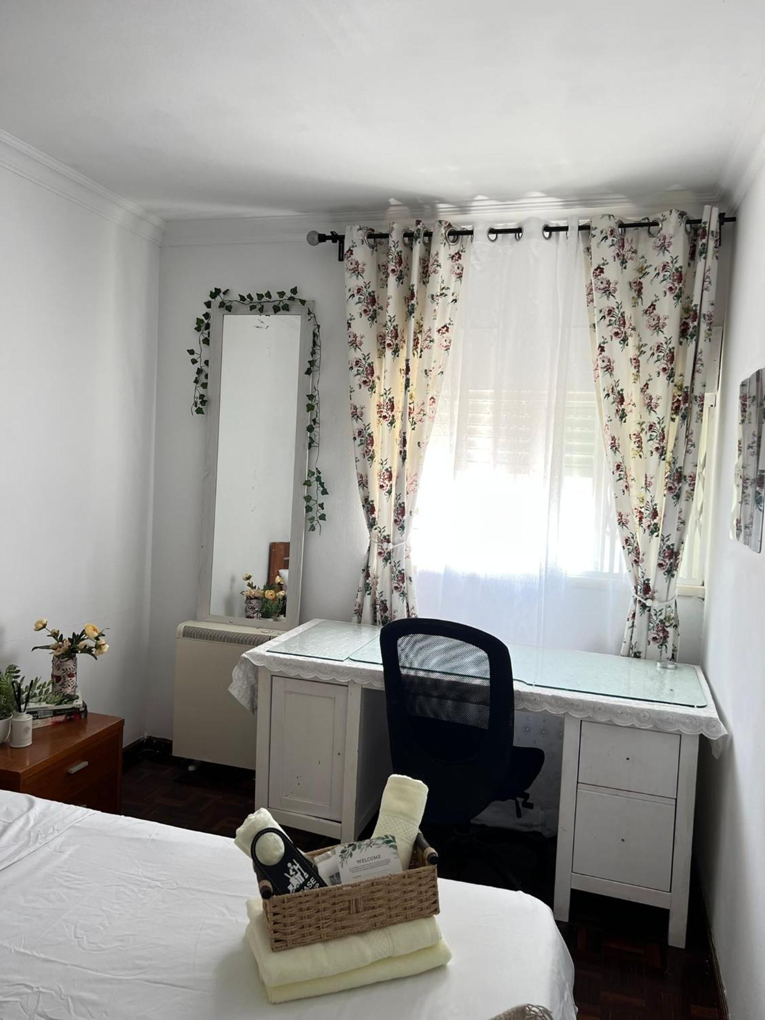 Bed & Breakfast Pink House -