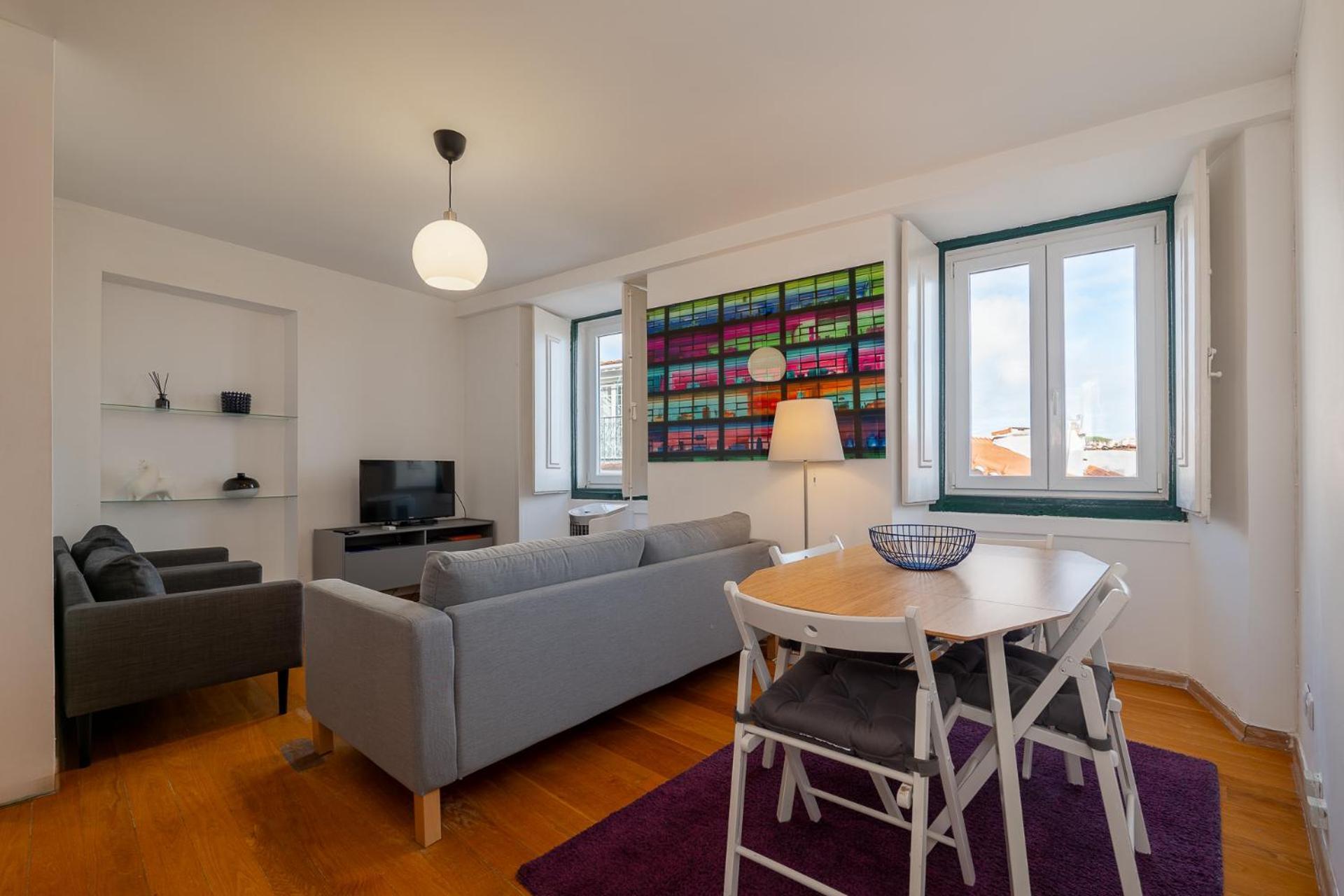 Contemporary In Historical Chiado Apartamento *