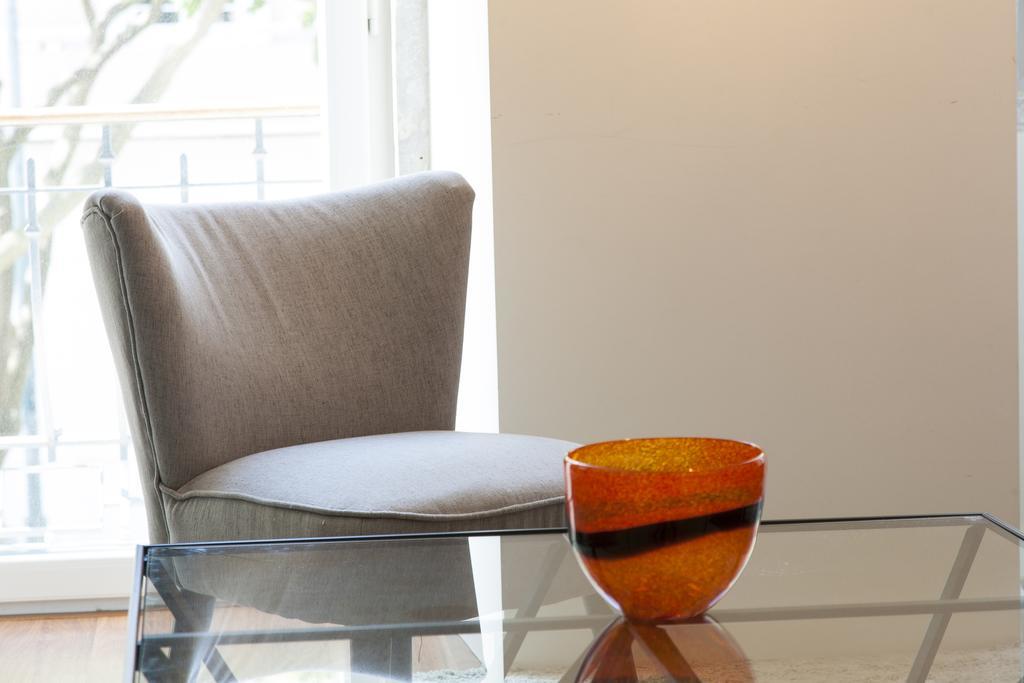 Joivy Stunning 3br Apt With Balcony, Nearby Saldanha Subway & Ist Appartement Lissabon