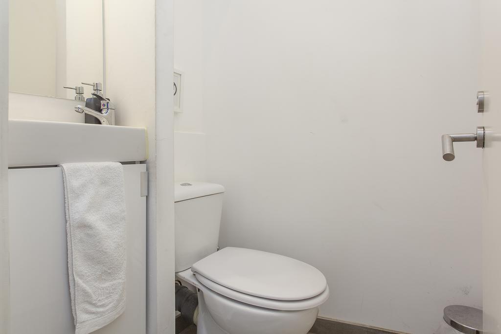 Hostel 5 Sins Chiado Lissabon
