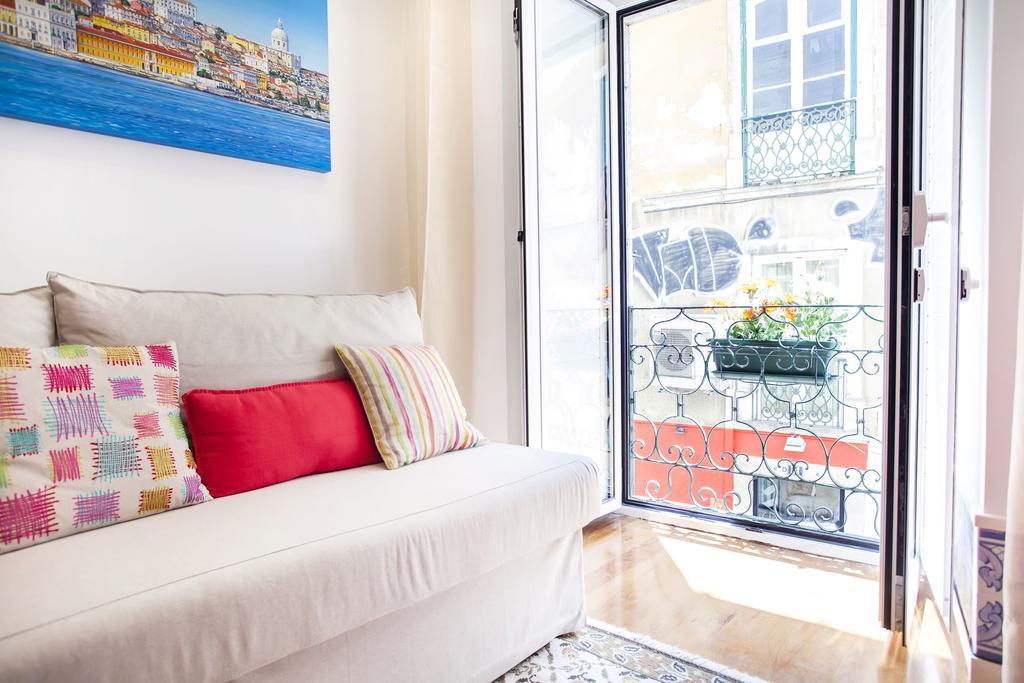 Typical Bairro Alto Apartment Lissabon