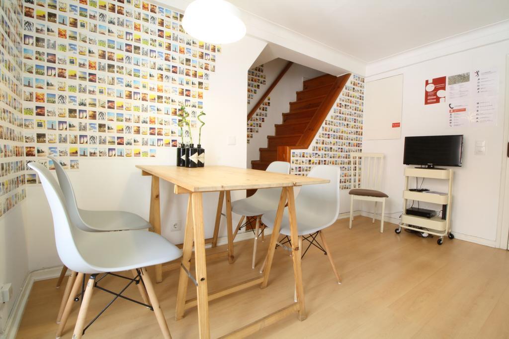 Bairro Alto In A Polaroid - Party In Apartment Lissabon