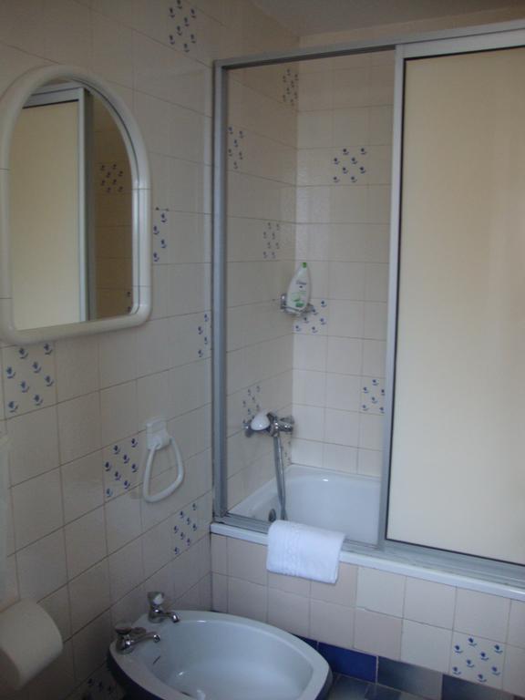 Residencial Valentina 5*