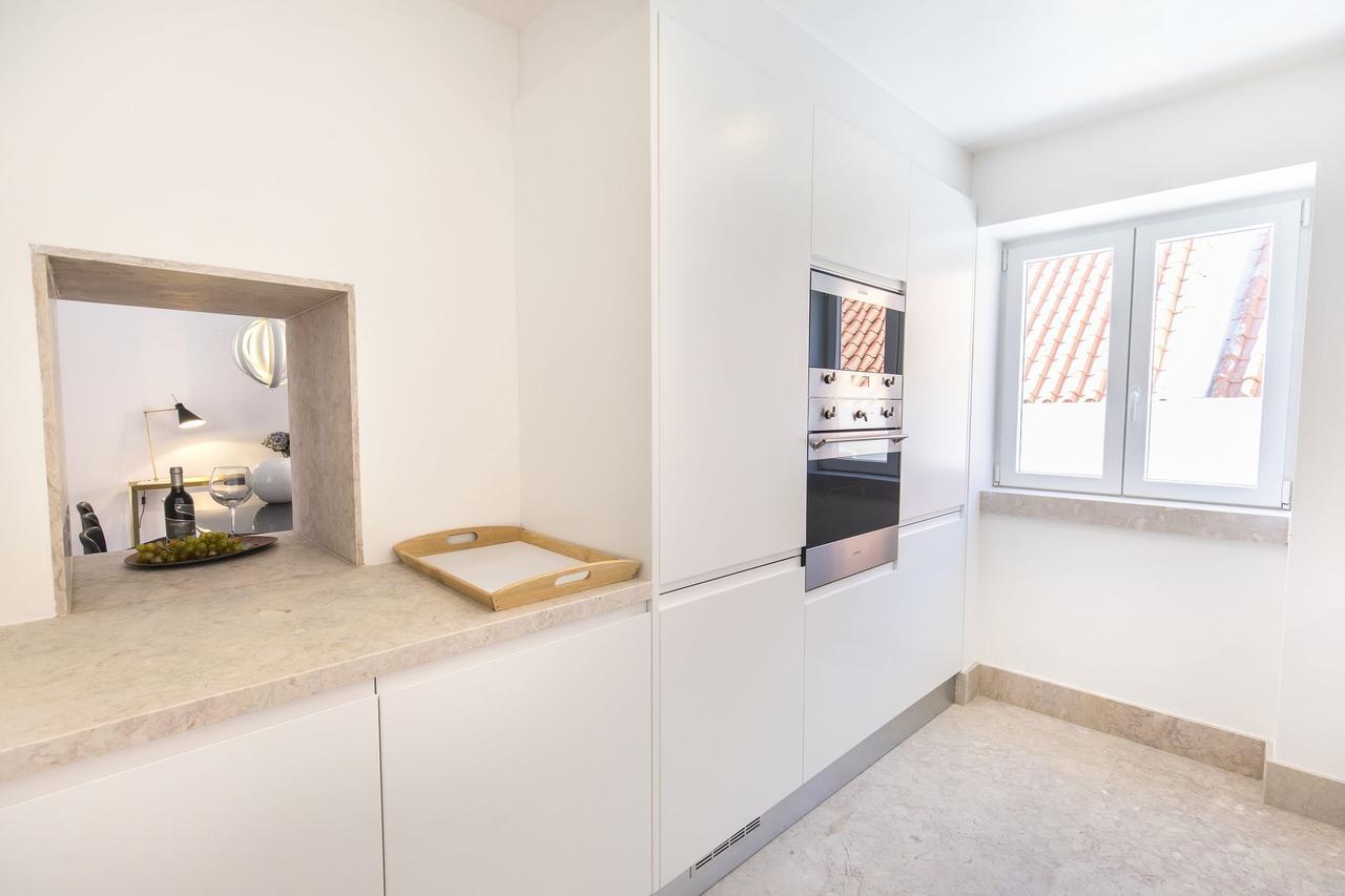 Lovelystay - Luxury Oasis In Bairro Alto Appartement *