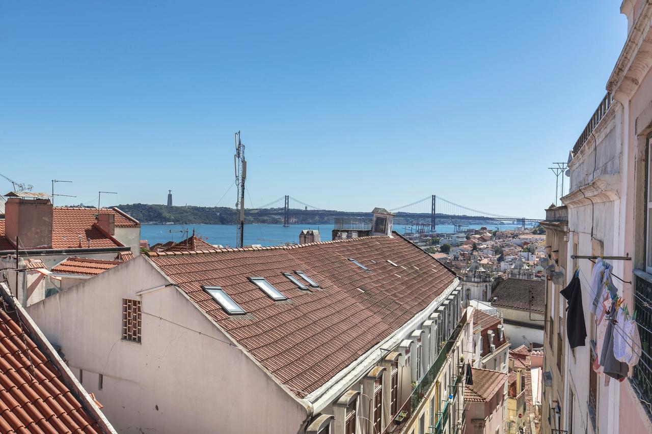 Lovelystay - Luxury Oasis In Bairro Alto Appartement *