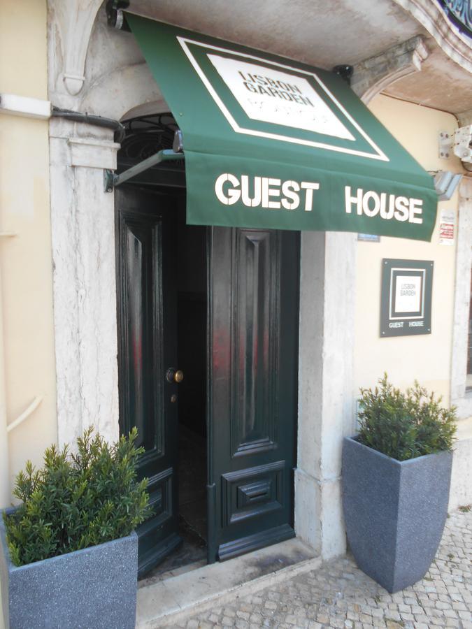 Bed & Breakfast Garden Boutique