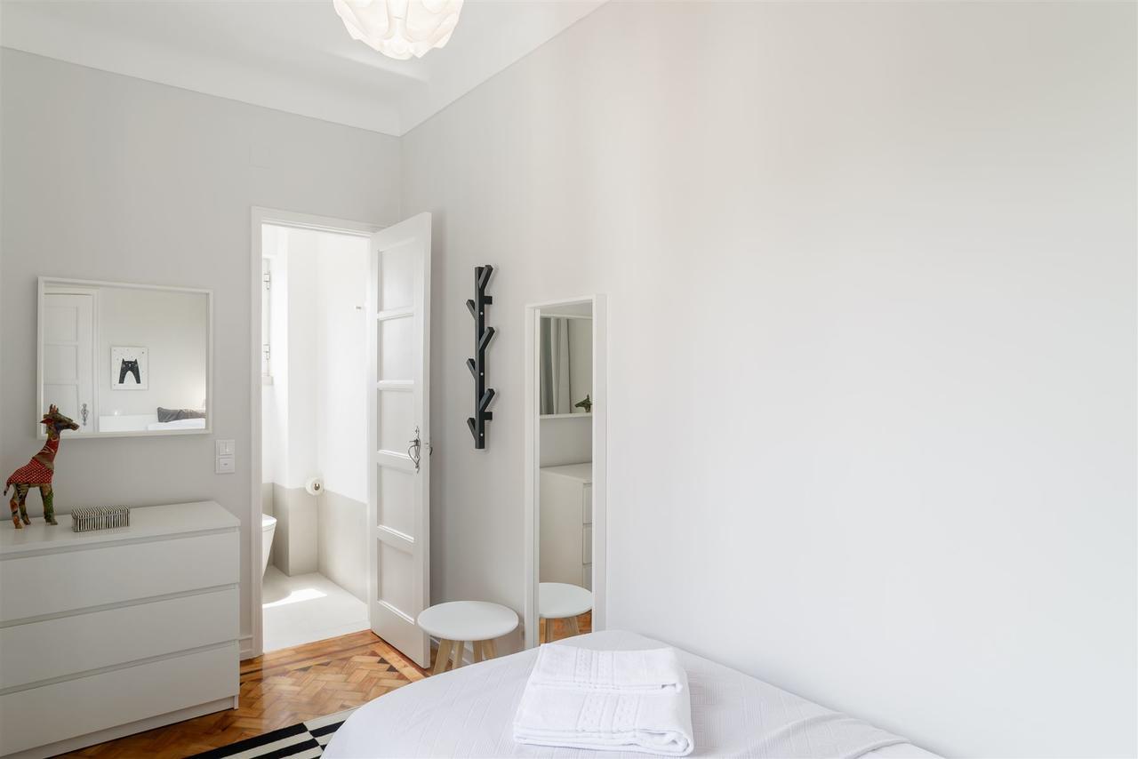 Pedrouços 37 Lisboa