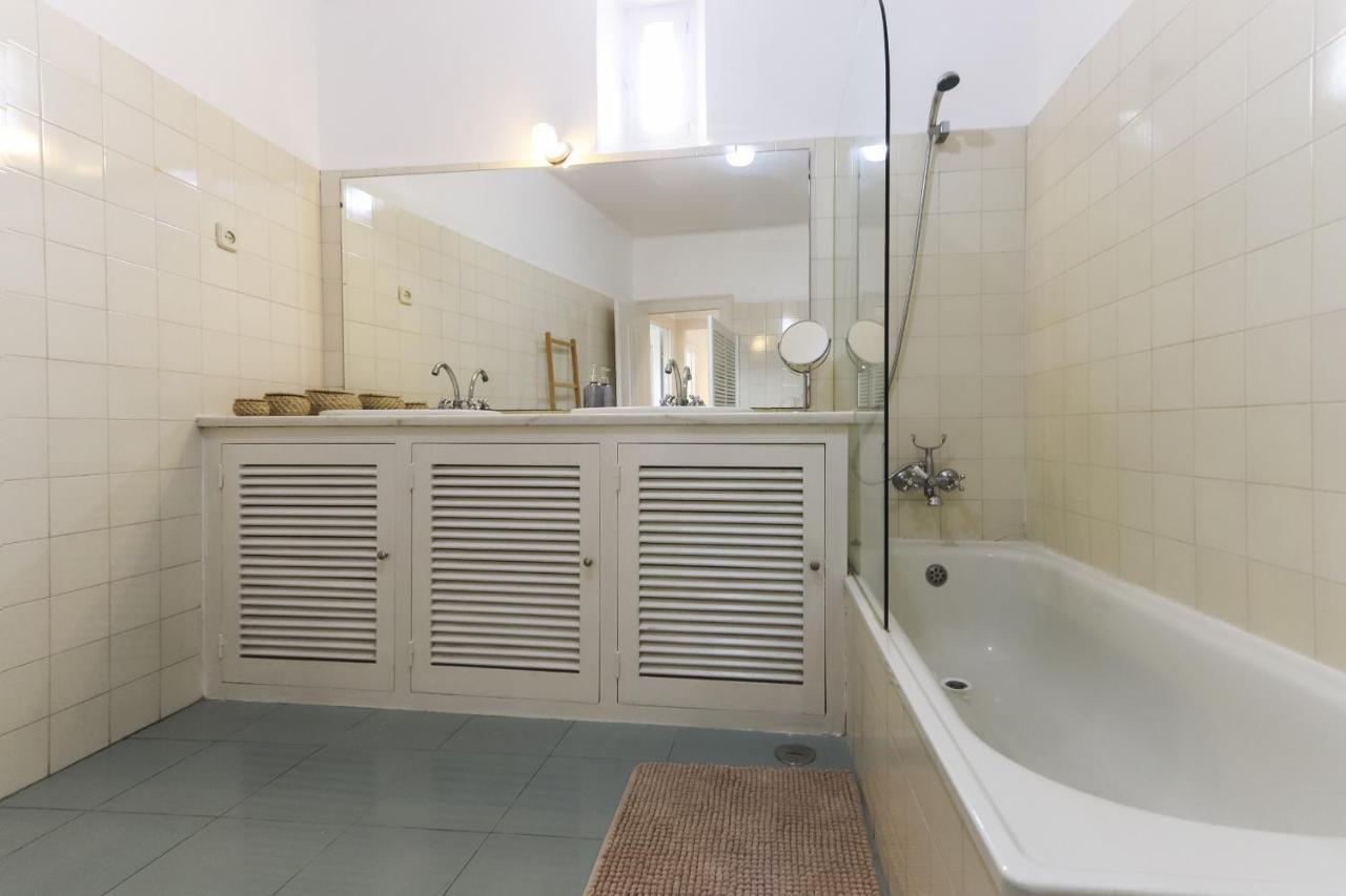 Chiado Views By Homing Apartment *