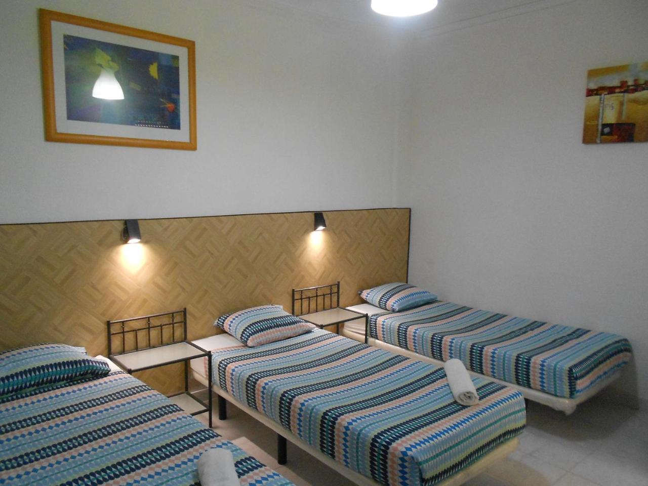 Auberge de jeunesse Crescent *
