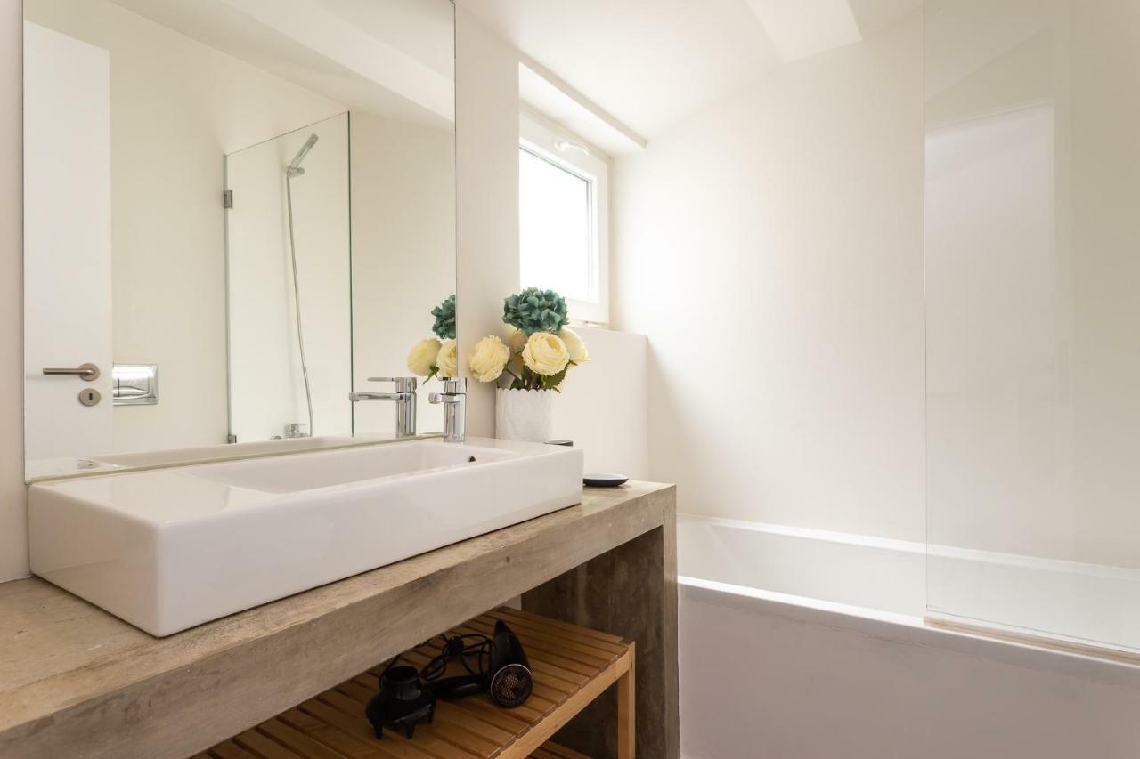 Tram 28 Duplex Apartment Lissabon