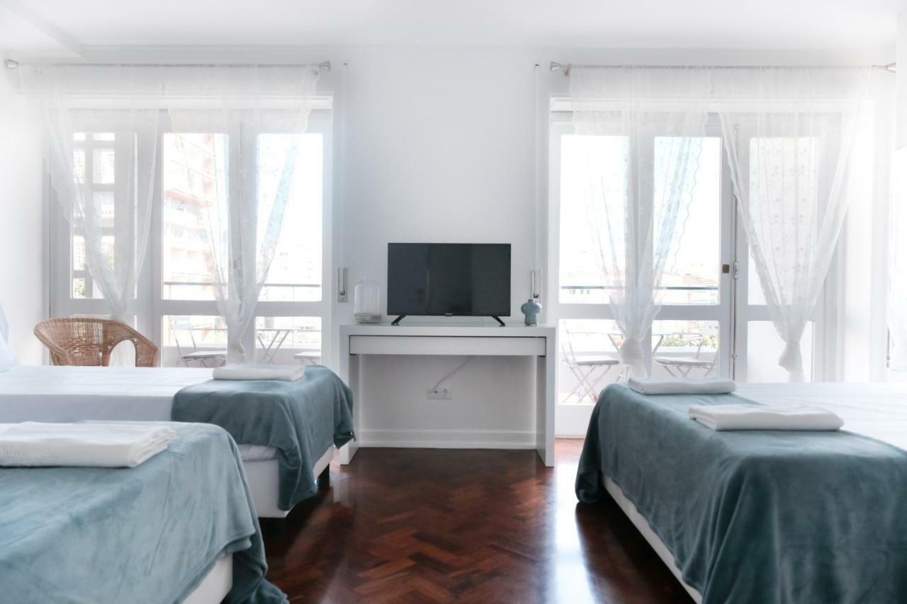 Maison d'hôtes 4u Suites&guesthouse Vii Airport