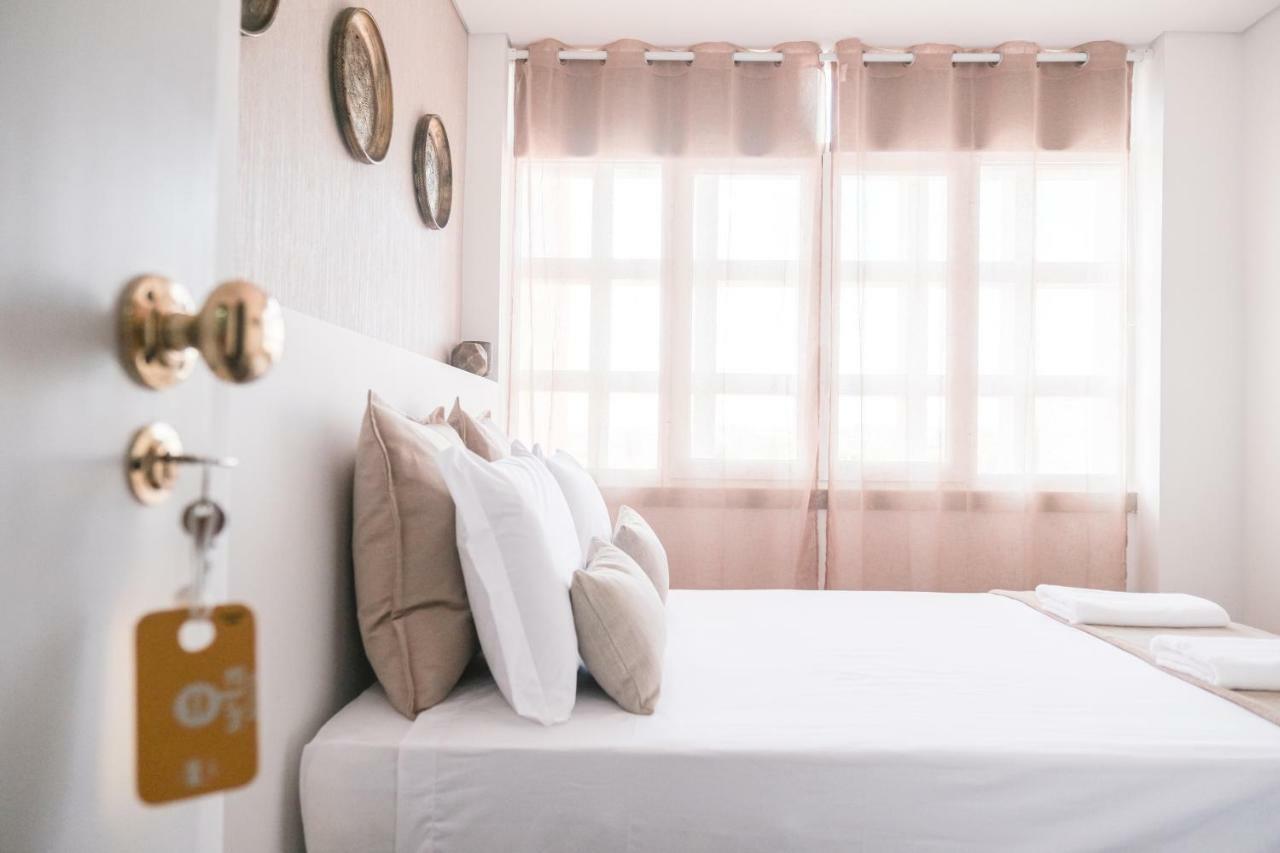 Maison d'hôtes 4u Suites&guesthouse Vii Airport *