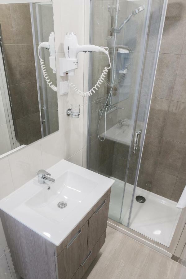 4u Suites&guesthouse Vii Airport * Lisboa