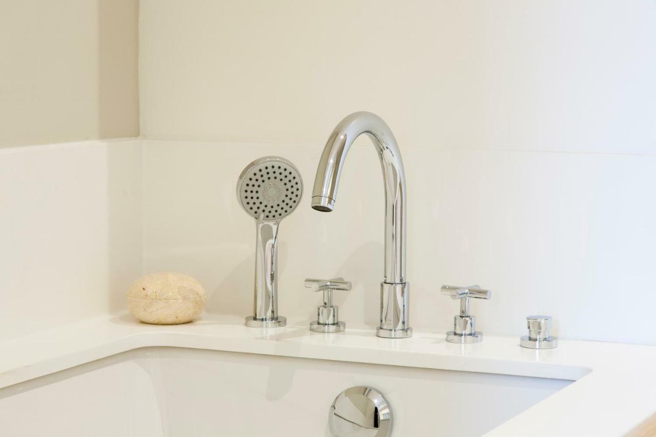 Appartement Joivy Deluxe 3br With Workspace By Figueira Sq And Rossio Subway Lisboa