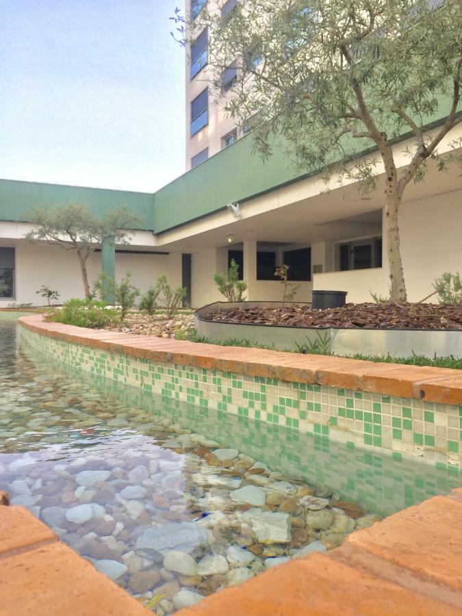 With Private Terrace & Car Garage Appartement