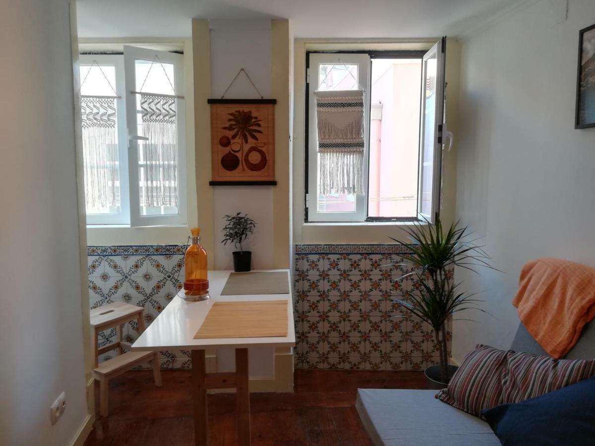 Mouraria Downtown Apartment *