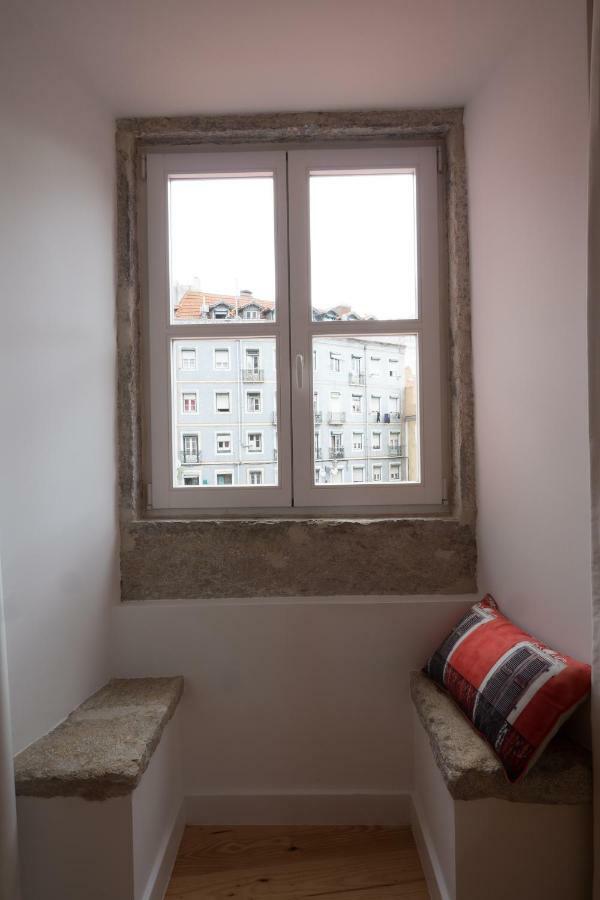 Sunshine House - Exclusive - By The Castle *