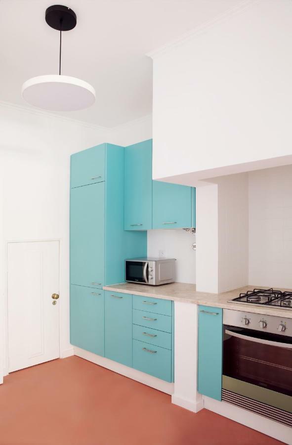 Renovated Charming With Terrace In Lapa Apartment