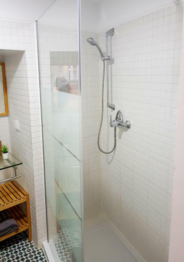 * 5 Star In Historic District * Walk 2 Alfama! * Lisbon