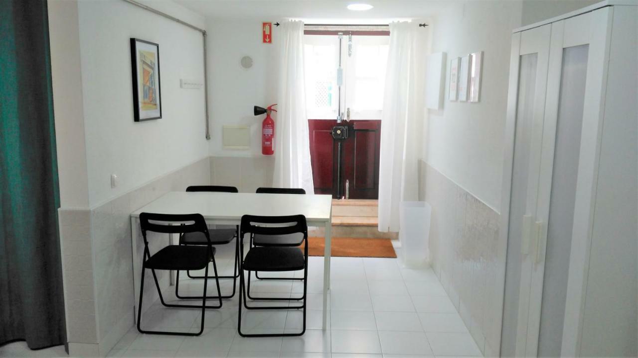 Alfama 34 *