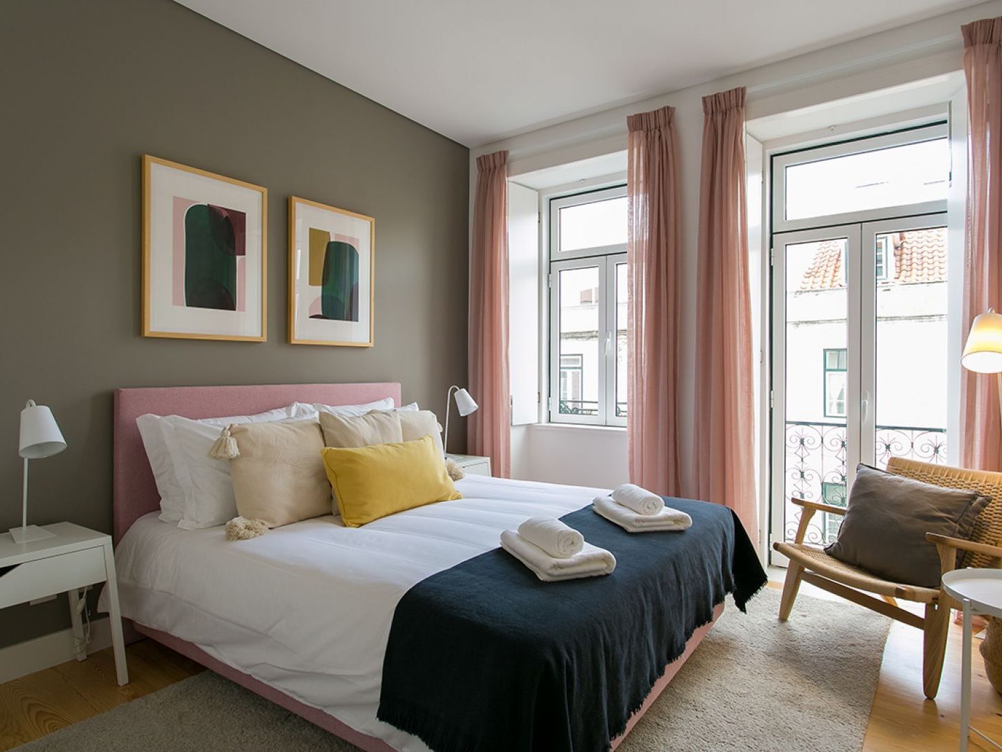 Altido Elegant Deluxe Apartment&altido Luxurious 3-bedroom Apt With Terrace In Intendente Appartement