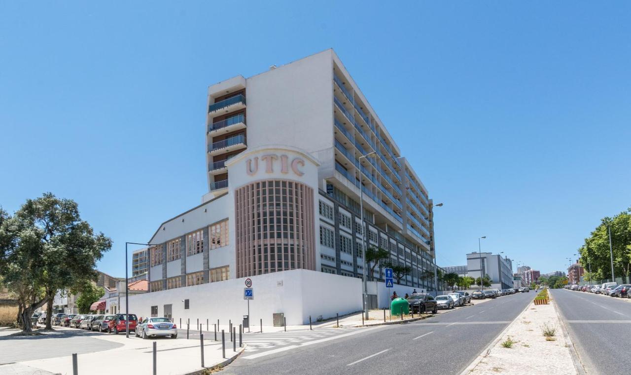 Appartement Metrocity One Bedroom - A/c & Swimming Pool Lisboa