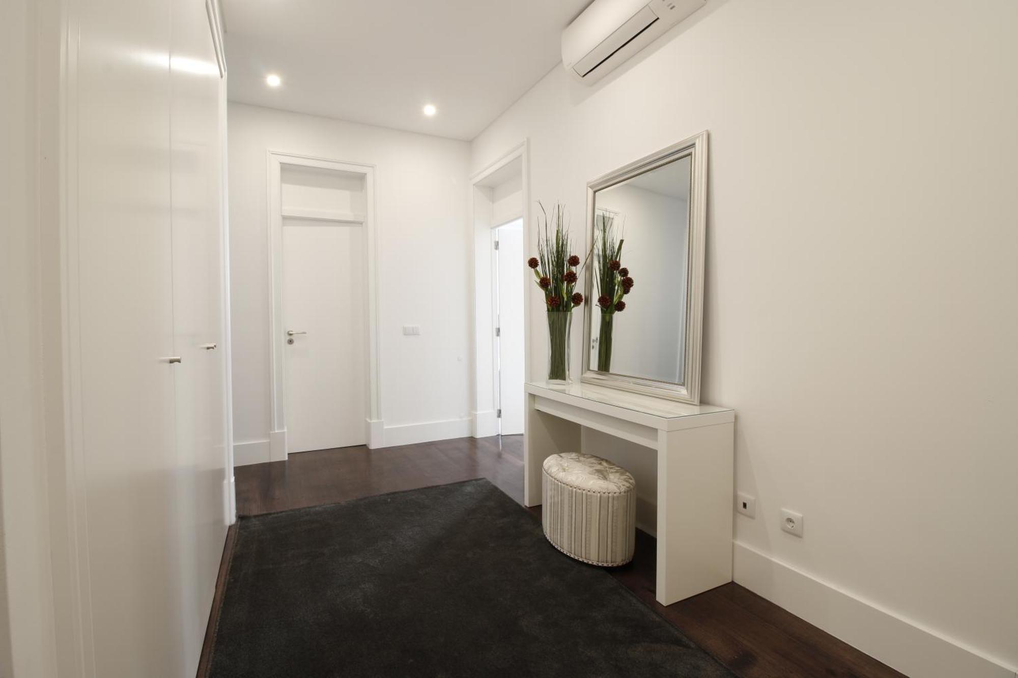 House Sweet Apartment *