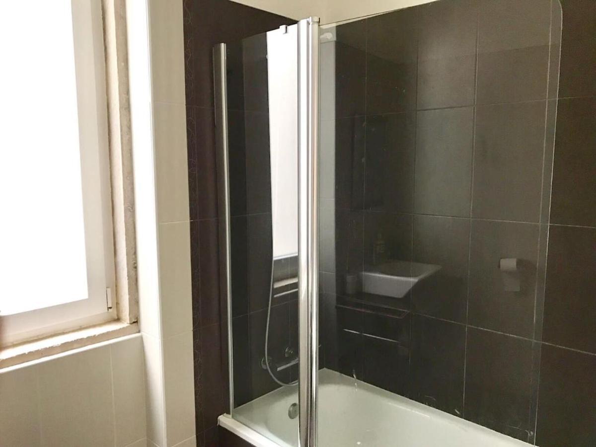 Luxury Part Of The - Modern With Airconditioning - Near Subway *