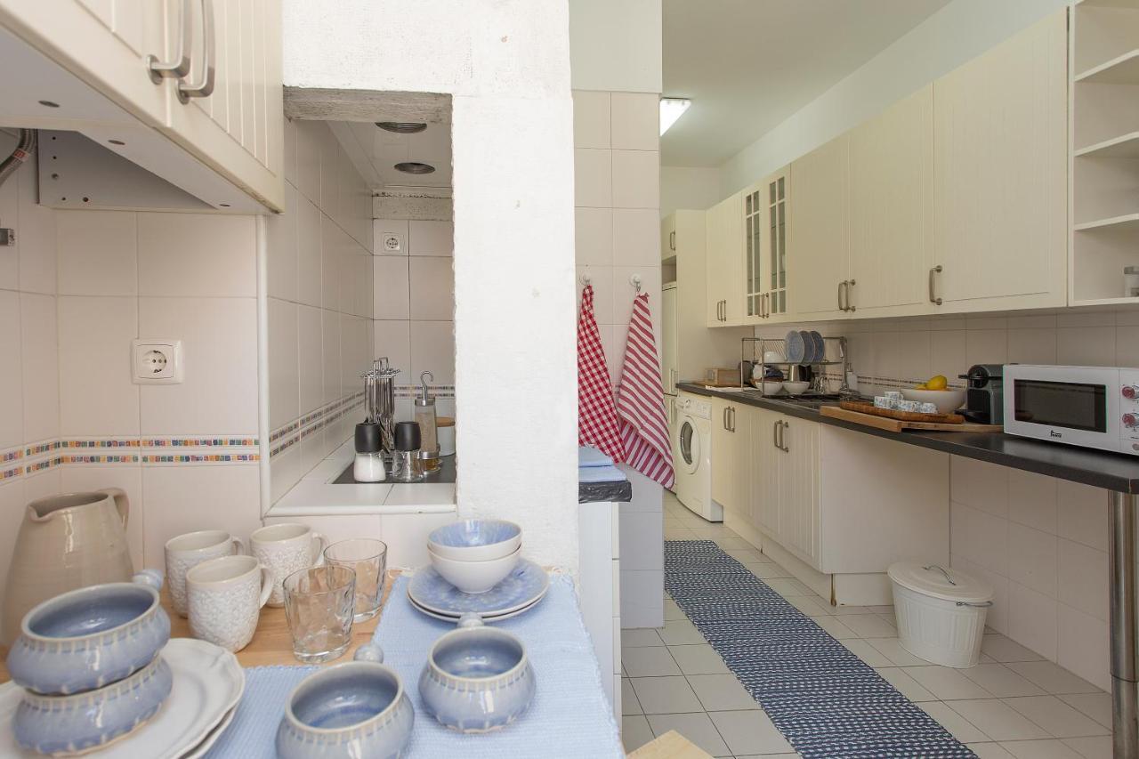 Spacious Alfama Duplex, By Timecooler * Lissabon