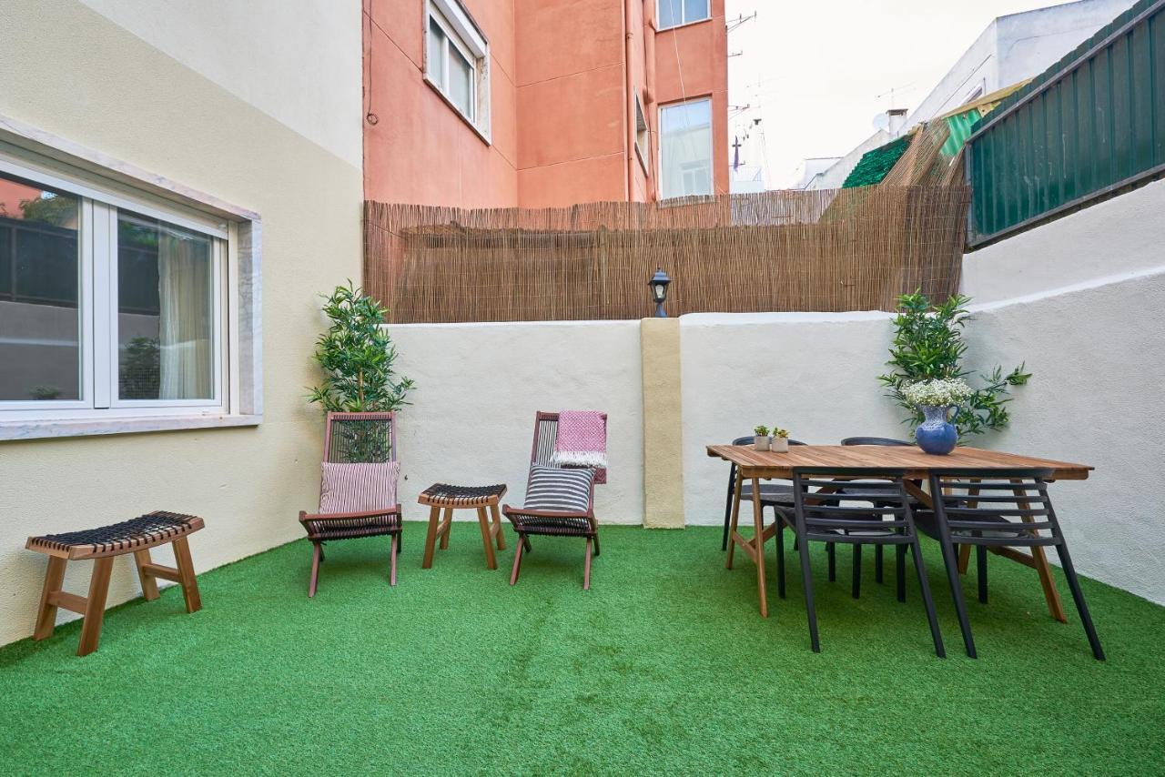 Belém Light Filled With Patio, By Timecooler Appartement