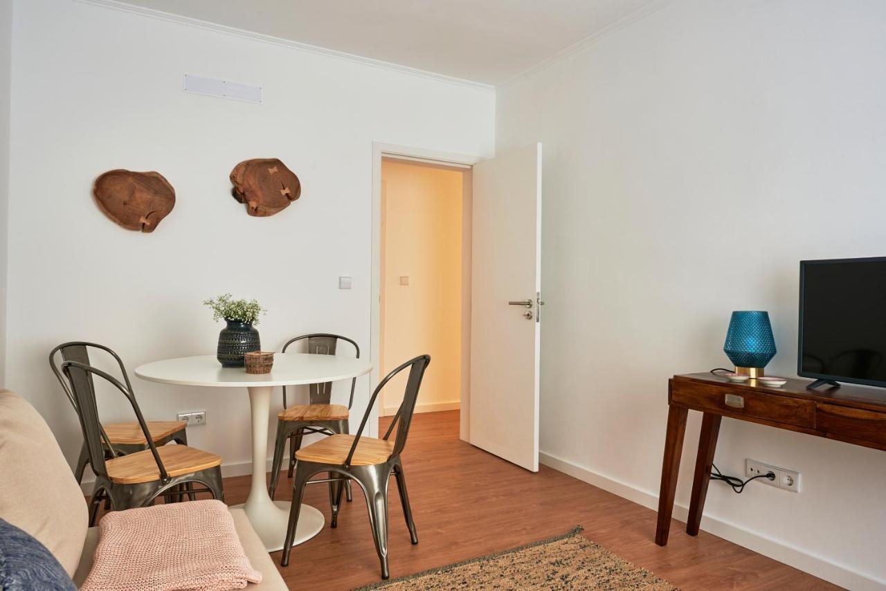 Belém Light Filled With Patio, By Timecooler Appartement *