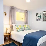 Perfect 1 Bed In Chiado With Aircon
