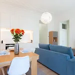 Feels Like Home Restauradores Bright Flat