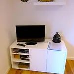 Cozy Studio In Mouraria With Ac