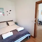 GuestReady -- Cream&Wood Stay in Alcântara
