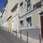 GuestReady -- Cream&Wood Stay in Alcântara