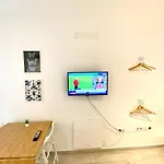 House Of Comfort Studio Apartment In City Center Or Lisbon F