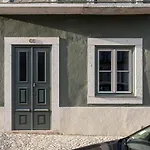 Joivy Superb 1-Br Flat Near Jardim Da Estrela