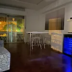 L83 - Rooms And Apartments
