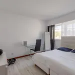 Spacious 3-Bedroom Condo In Lisbon
