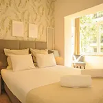 Downtown Modern 8 Bedroom Apartment - Marques De Pombal