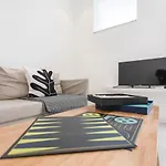 Alcantara Charm 3Br Apartments