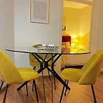 Boutique Apartment In Historic Lisbon