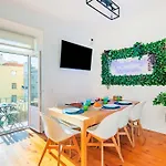 Guest Inn 1 Boutique House
